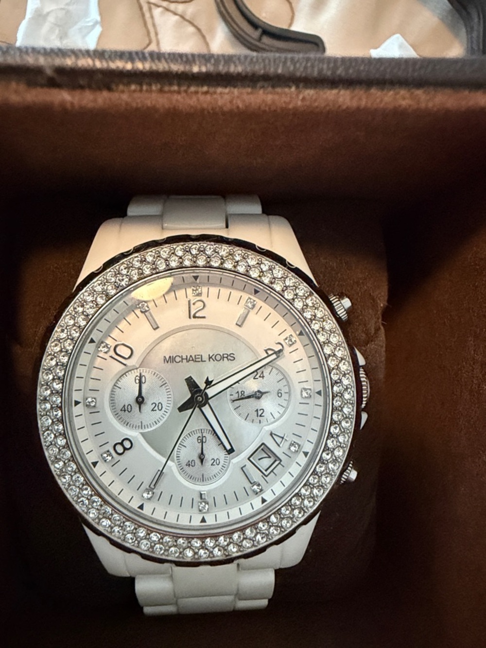 Michael Kors White Crystal-Trim Diamond Chronograph Watch Leather Box Bracelet - Picture 3 of 13